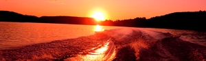 029 COUCHER DU SOLEIL EN BATEAU [R. D.]